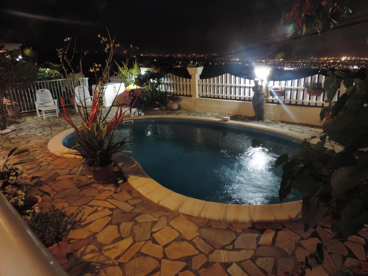 Corbeille D'Or Bed & Breakfast Saint-Louis Exterior foto
